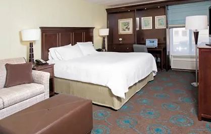 Hampton & Hotel 3*